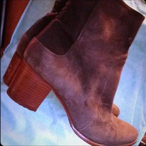 Timberland Brown Suede Ankle Boots 9.5 Narrow